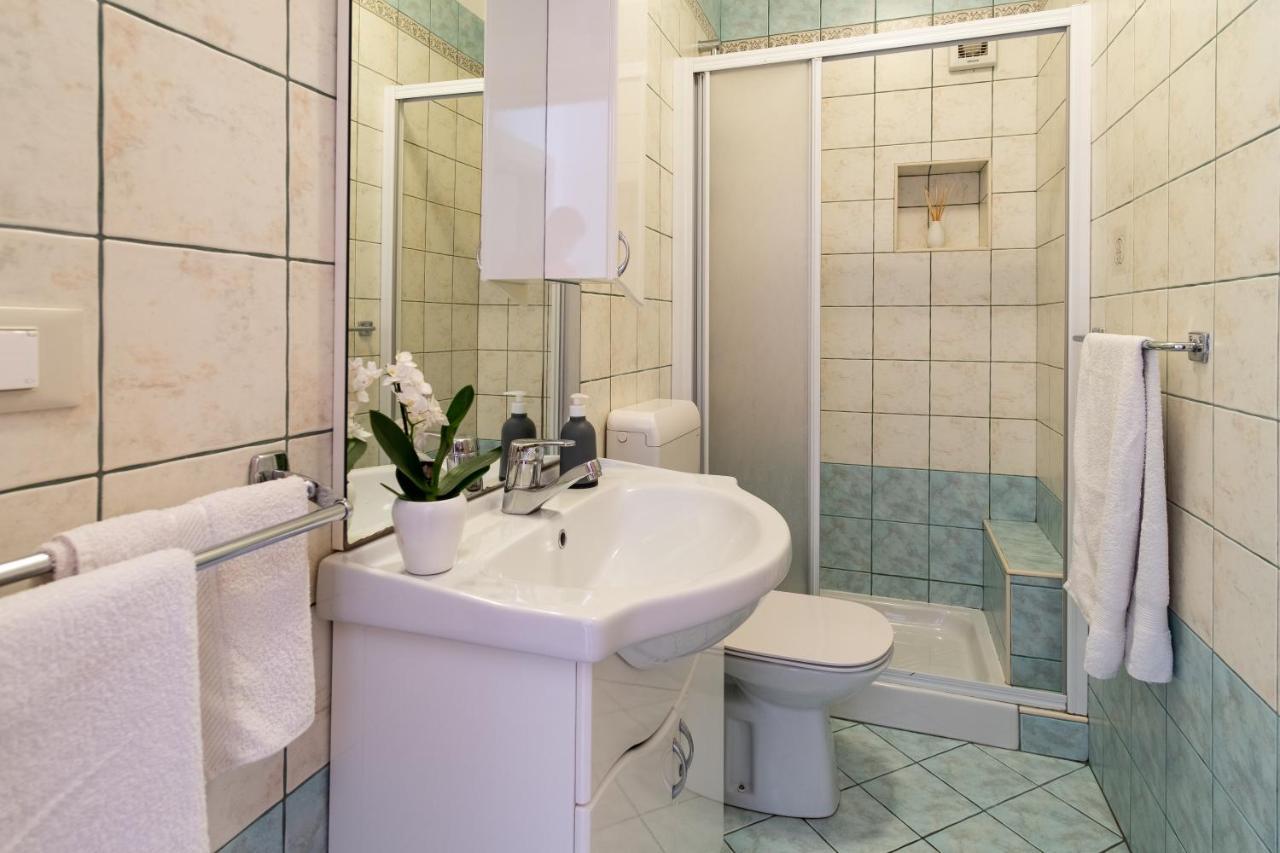 Apartmani Jolly Poreč: blizu centra i mora Esterno foto